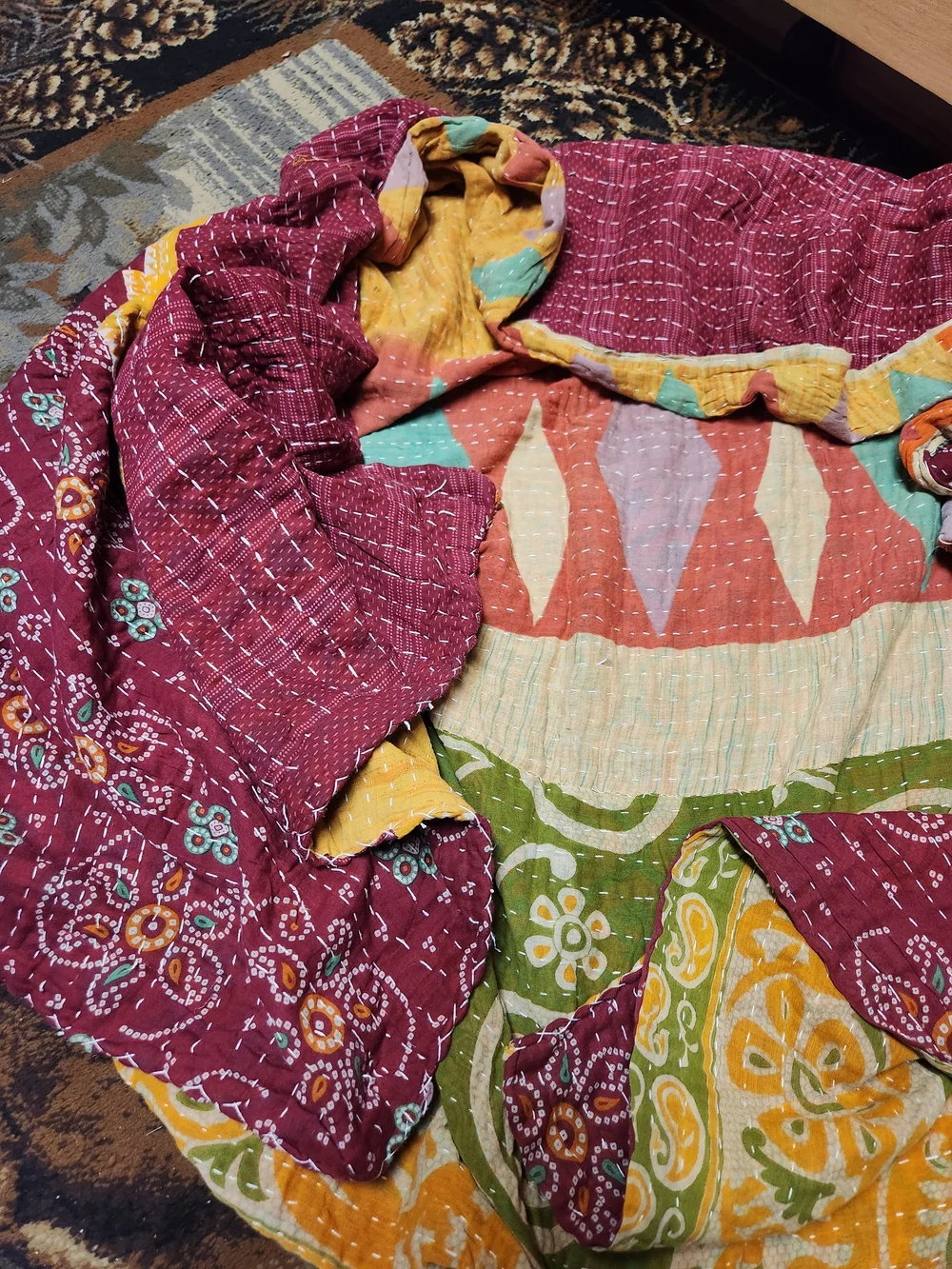 True Vintage-Kantha Rversible Twin Quilted Throw